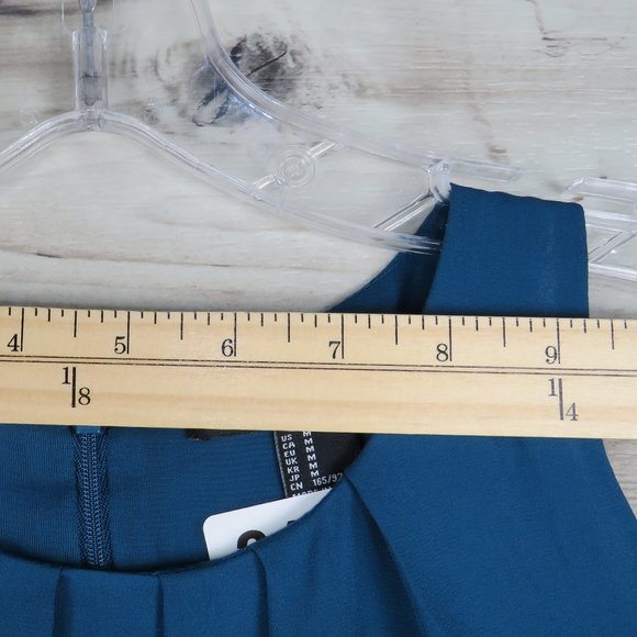 Forever 21* Women's Sleeveless Curved Hem Collarless Tunic Pleated Blouse~Medium - Picture 6 of 10